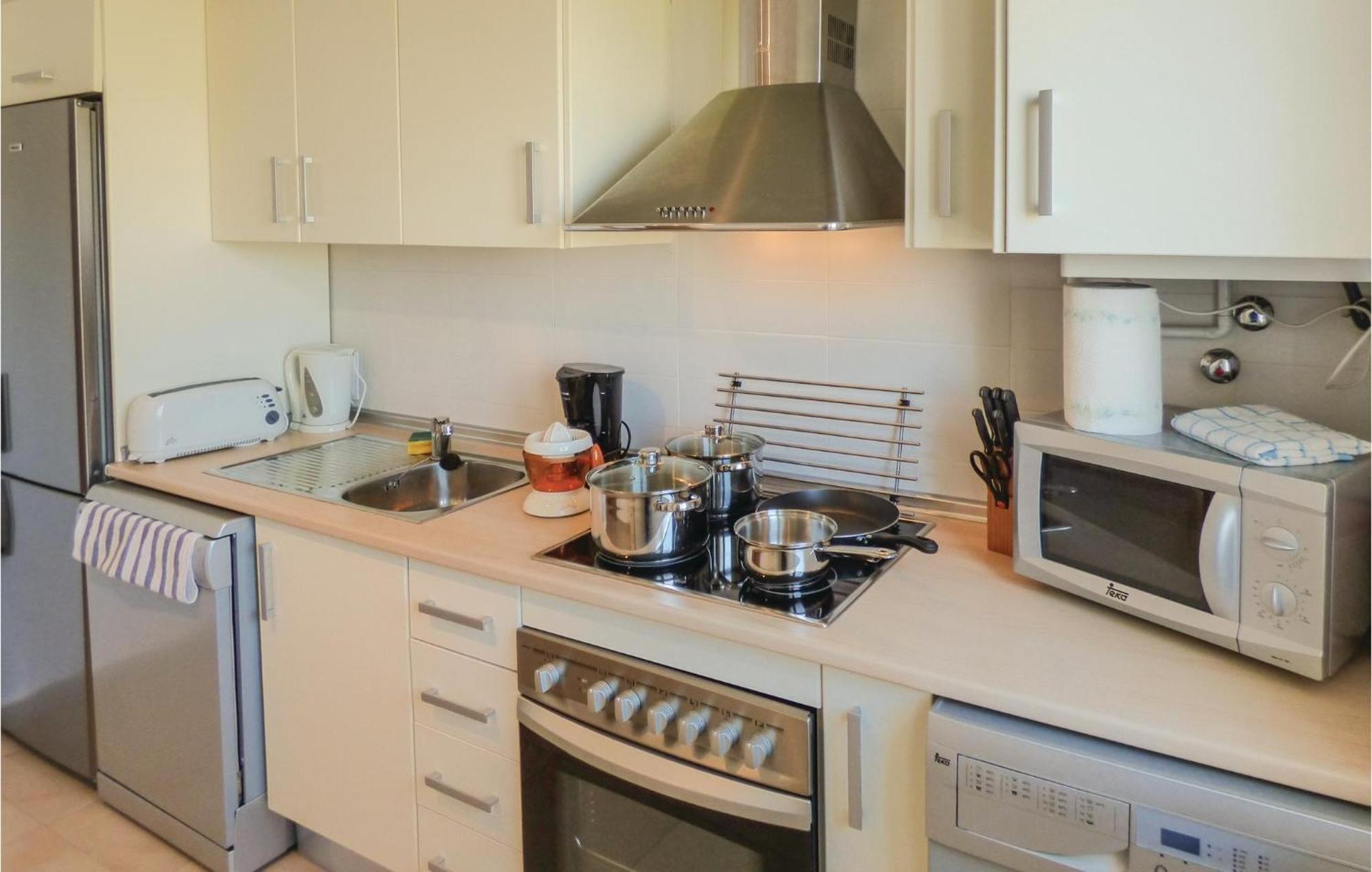 Lovely Apartment In Sucina With Swimming Pool Экстерьер фото